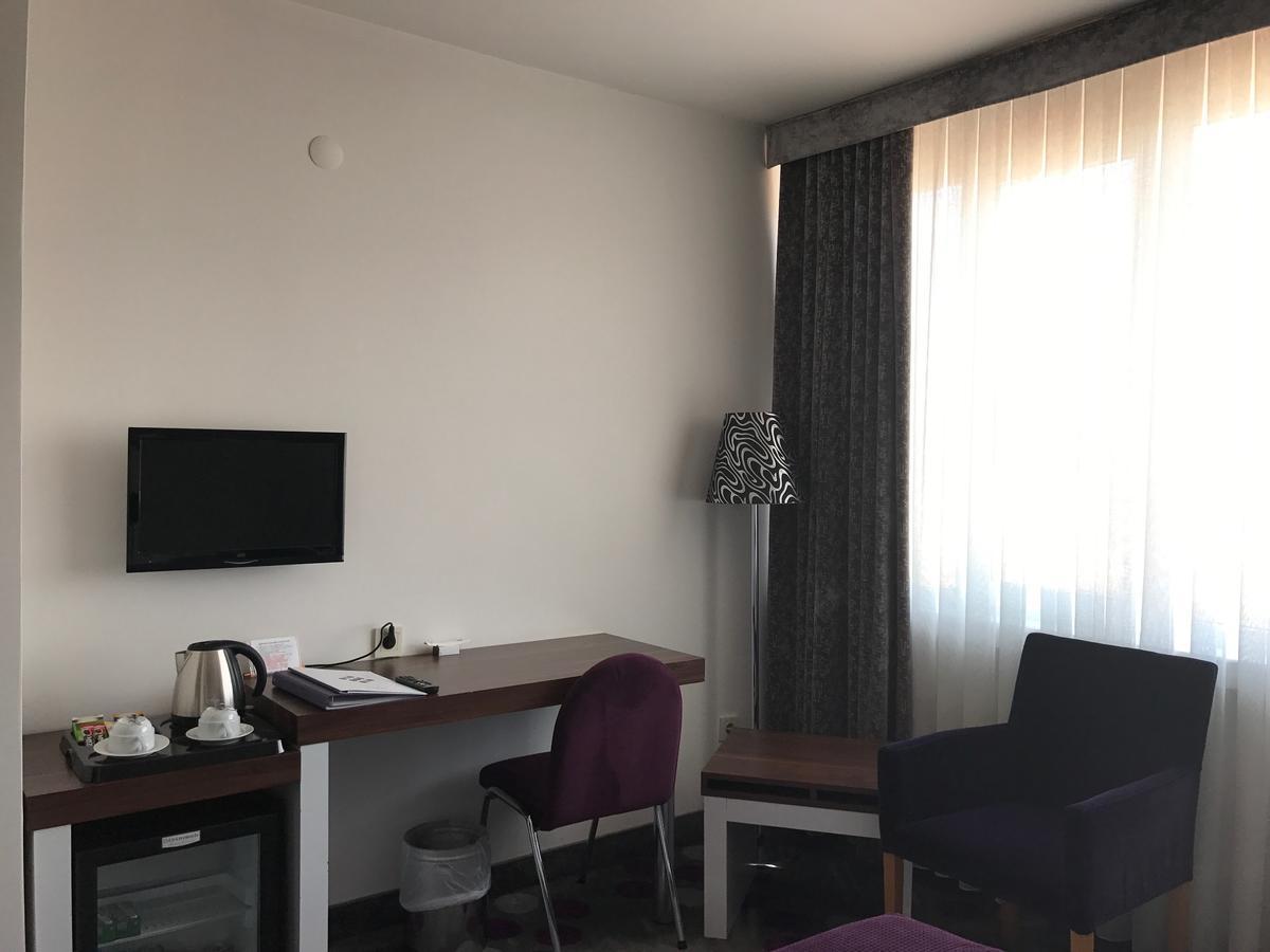 Hande Hotel Mustafakemalpasa Экстерьер фото