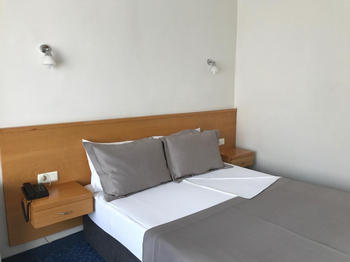 Hande Hotel Mustafakemalpasa Экстерьер фото